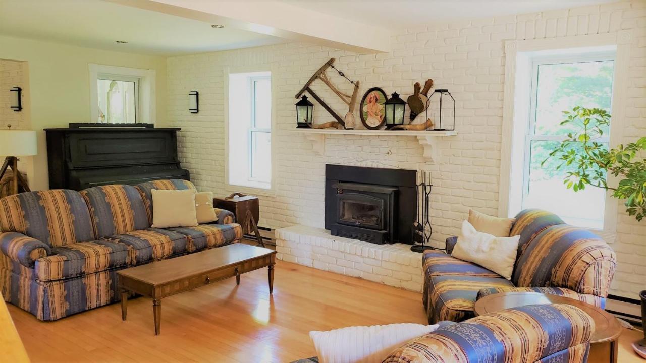 Auberge Du Vignoble Bromont Exteriér fotografie