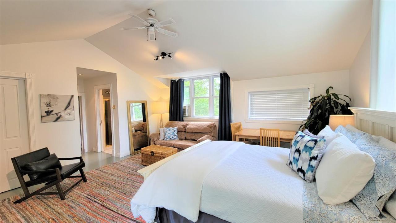 Auberge Du Vignoble Bromont Exteriér fotografie
