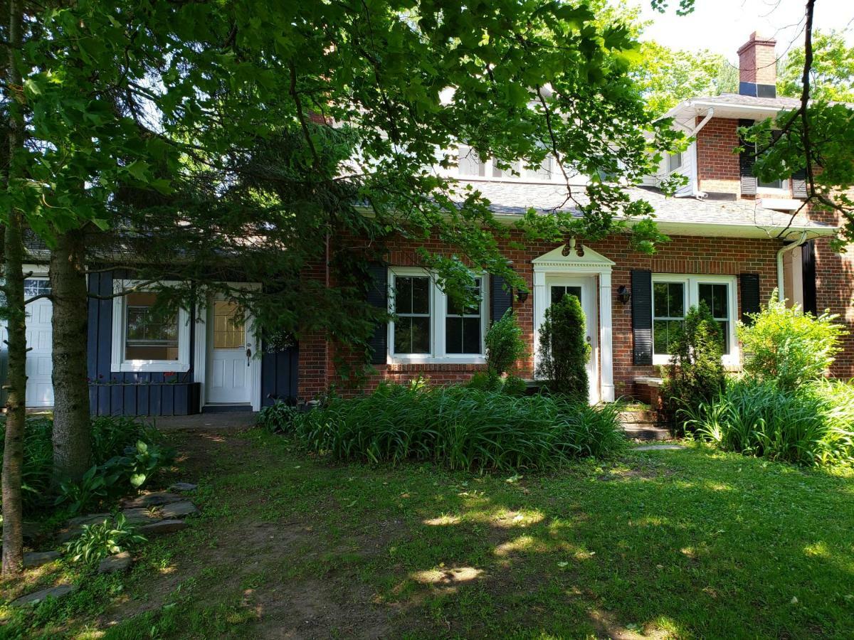 Auberge Du Vignoble Bromont Exteriér fotografie